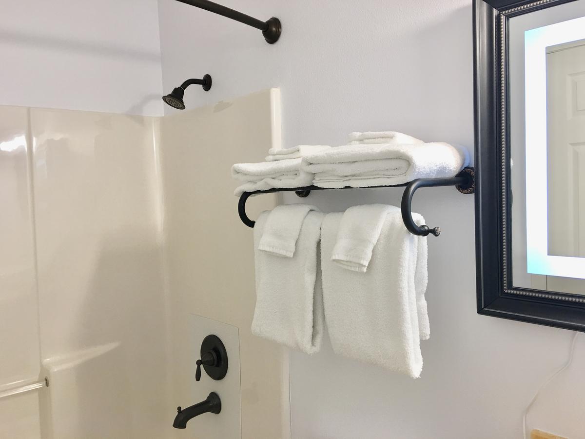 Lake View Suites West Yellowstone Ngoại thất bức ảnh